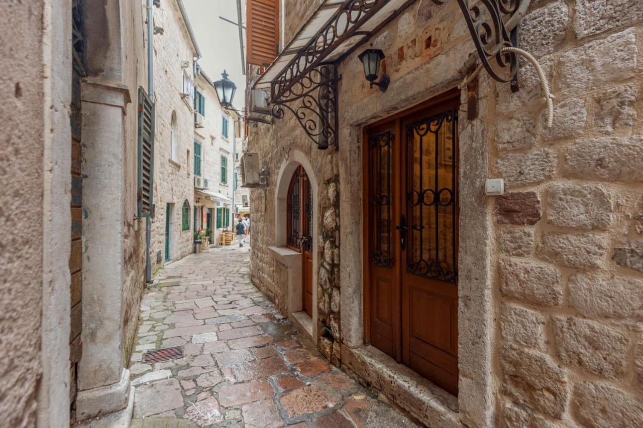 Apartment Amigo 2 Old Town Kotor Buitenkant foto
