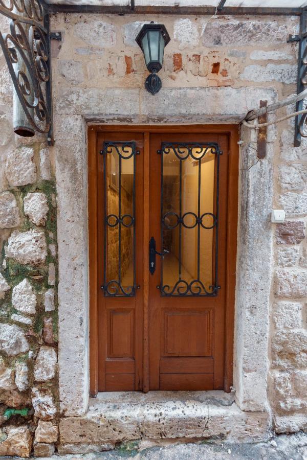 Apartment Amigo 2 Old Town Kotor Buitenkant foto