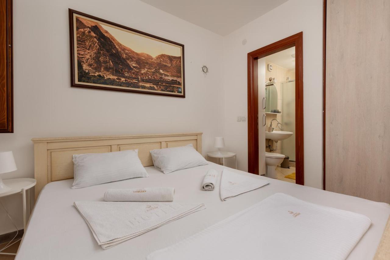 Apartment Amigo 2 Old Town Kotor Buitenkant foto